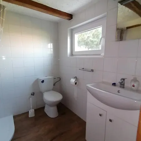 Kleine Weinberghäuschen In - Jägerpince Ferienhaus