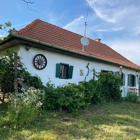 Ferienhaus Kleine Weinberghäuschen In - Jägerpince