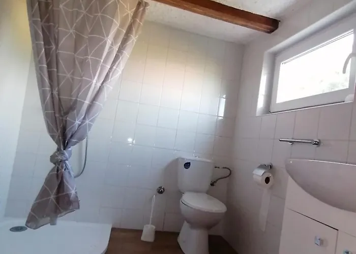 Kleine Weinberghaeuschen In - Jaegerpince *